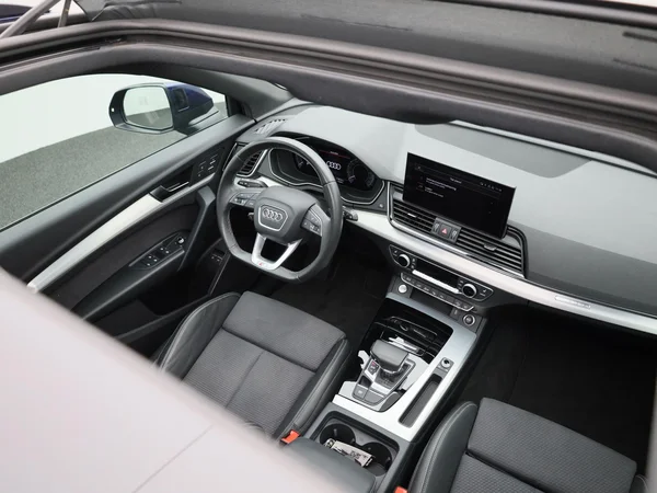 Audi Q5 (2023) — foto 43 van 53