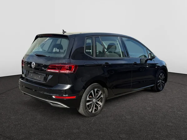 VOLKSWAGEN Golf Sportsvan (2020) — foto 6 van 19
