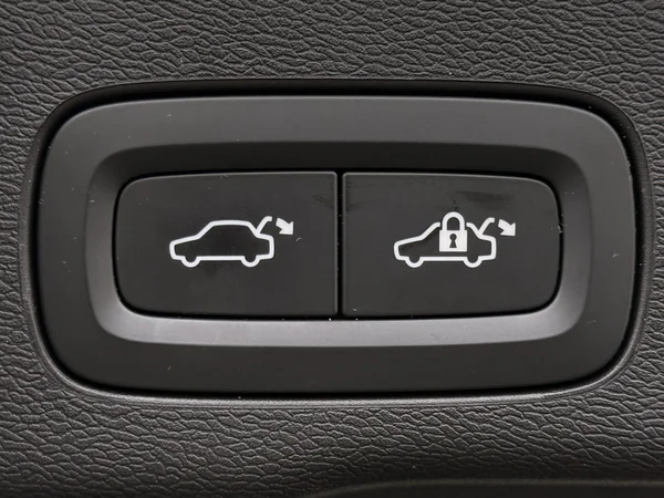 VOLVO XC60 (2022) — foto 22 van 32