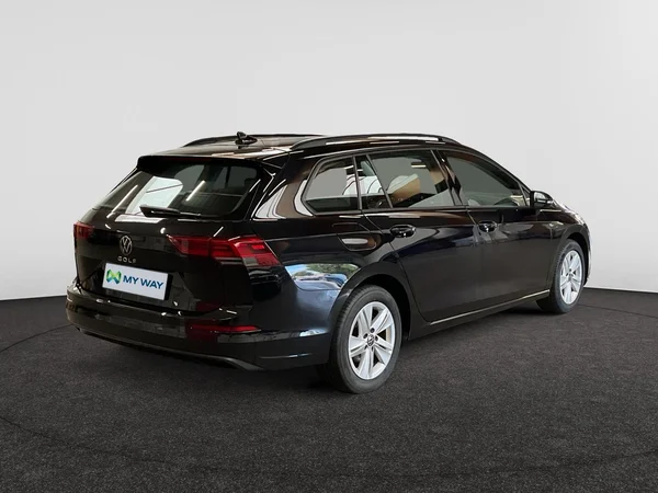 VOLKSWAGEN Golf VIII SW (2023) — foto 18 van 22