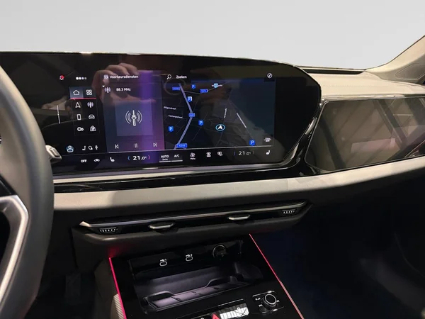 AUDI A6 Avant (2026) — foto 19 van 20