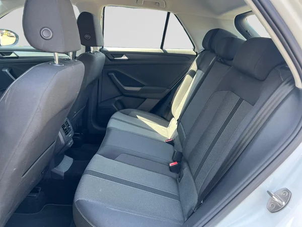 VOLKSWAGEN T-Roc (2023) — foto 10 van 24