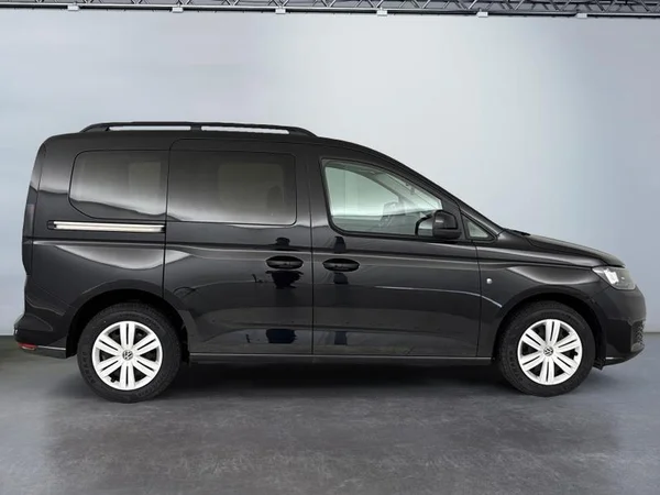 VOLKSWAGEN Caddy (2021) — foto 18 van 23