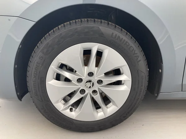 SKODA Octavia Combi (2021) — foto 19 van 36