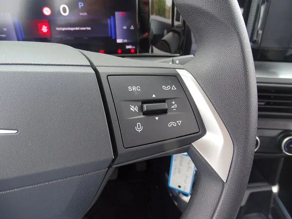 Opel Frontera (2025) — foto 15 van 27