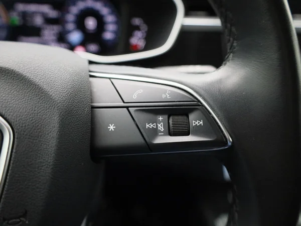 Audi Q3 (2022) — foto 11 van 45