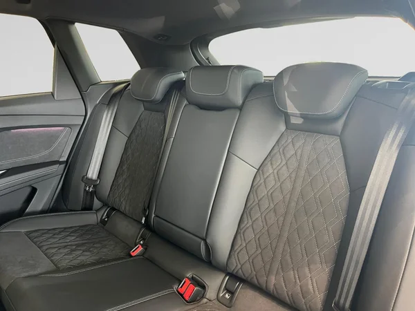 AUDI Q4 e-tron (2026) — foto 6 van 7