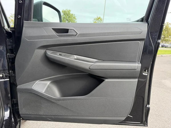 VOLKSWAGEN Caddy Cargo (2024) — foto 9 van 24