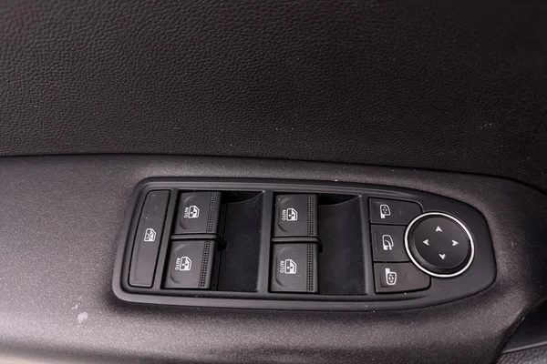 Renault Captur (2021) — foto 7 van 37