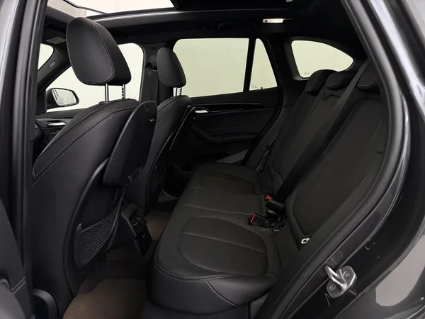 BMW X1 (2022) — foto 5 van 34