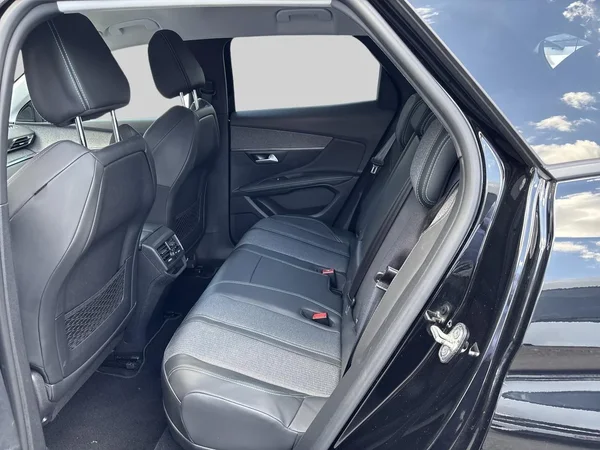 Peugeot 3008 (2021) — foto 6 van 23
