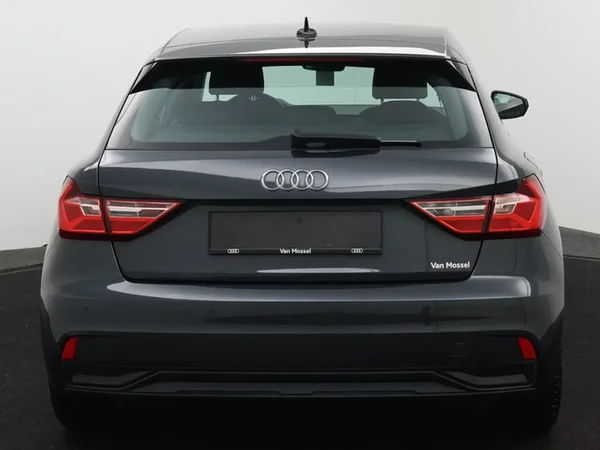 Audi A1 Sportback (2022) — foto 25 van 28
