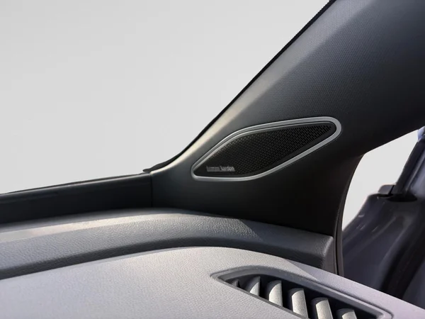 VOLKSWAGEN ID.5 (2025) — foto 7 van 21