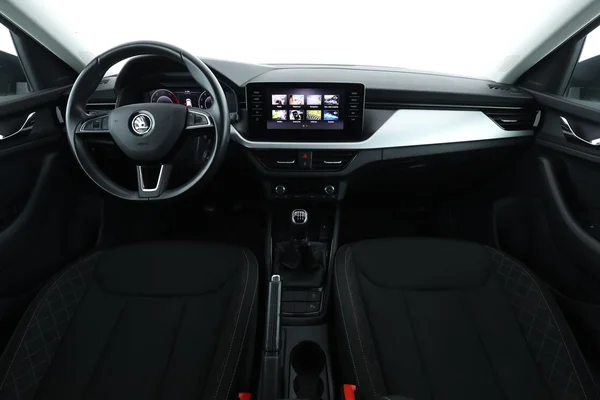 Skoda Scala (2019) — foto 3 van 16