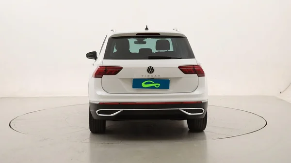 Volkswagen Tiguan (2022) — foto 15 van 20