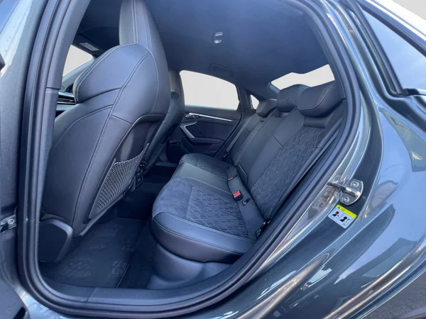 AUDI A3 Sedan (2025) — foto 7 van 24