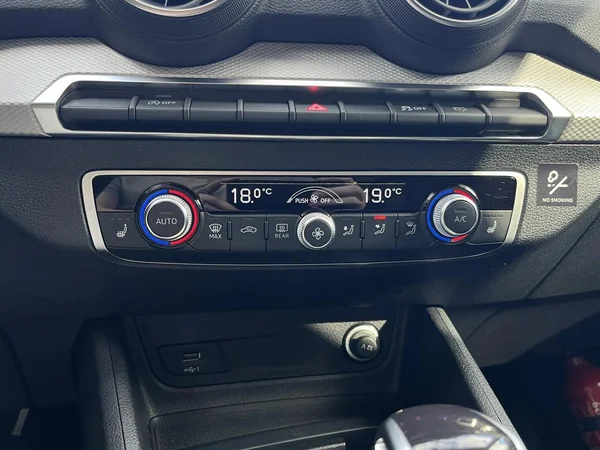 AUDI Q2 (2022) — foto 5 van 14