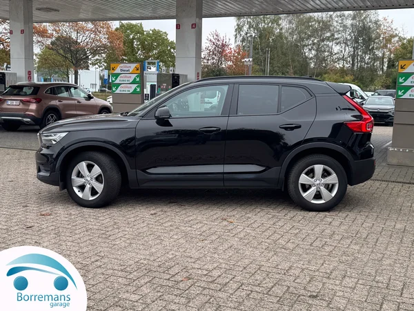 Volvo XC-40 (2022) — foto 37 van 40