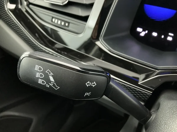 VOLKSWAGEN Polo (2022) — foto 19 van 36