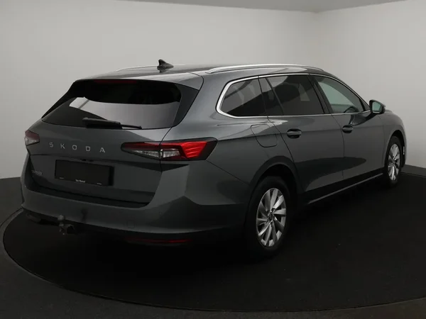 Škoda Superb (2025) — foto 31 van 31