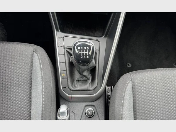 Volkswagen Taigo (2023) — foto 15 van 25
