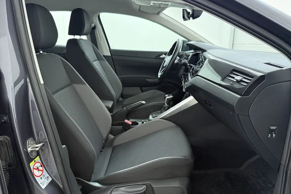 Volkswagen Taigo (2024) — foto 17 van 19