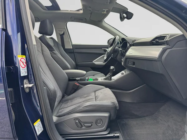 AUDI Q3 Sportback (2023) — foto 8 van 24