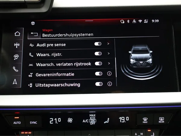 AUDI A3 Sedan (2025) — foto 16 van 24