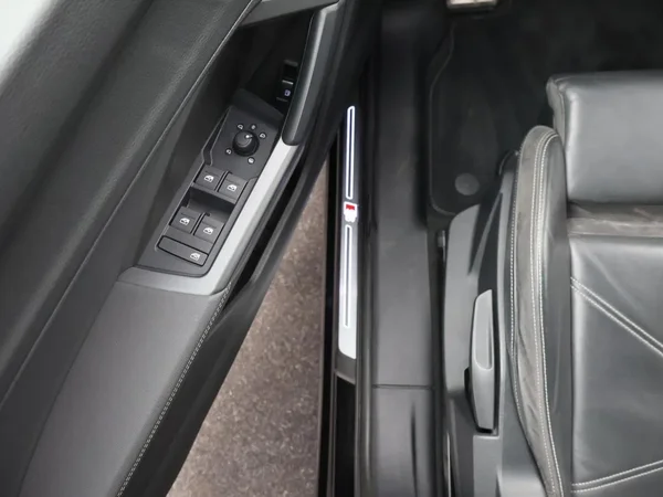 Audi Q3 (2022) — foto 10 van 24