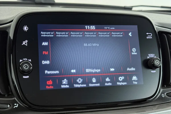 Fiat 500 (2023) — foto 4 van 25