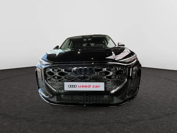 AUDI Q3 Sportback (2025) — foto 9 van 22