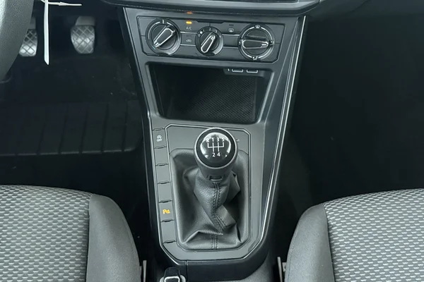 Volkswagen Polo (2018) — foto 4 van 21