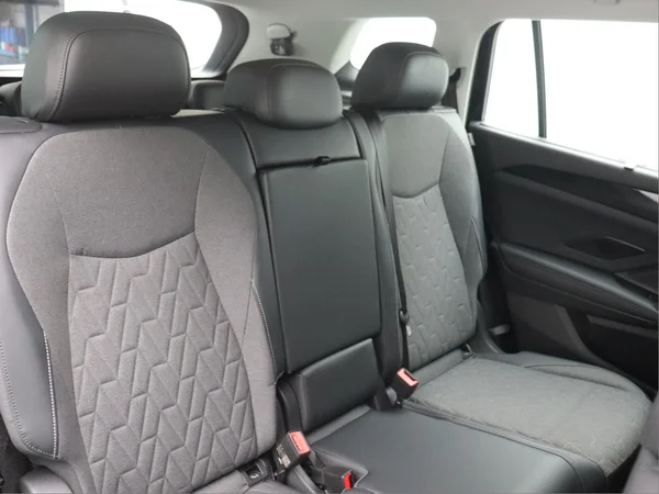 VOLKSWAGEN Tayron (2025) — foto 2 van 20
