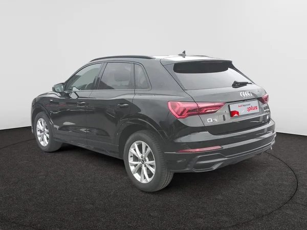 AUDI Q3 PHEV (2021) — foto 18 van 24