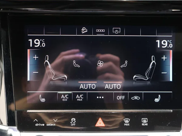 AUDI e-tron Sportback (2021) — foto 10 van 27