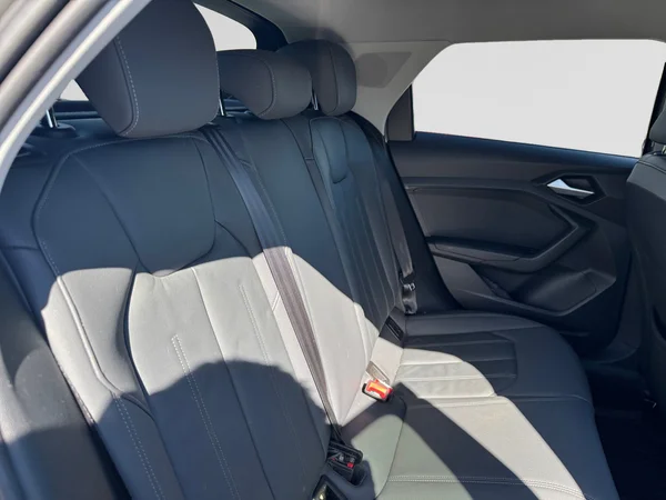 AUDI A1 allstreet (2023) — foto 2 van 24