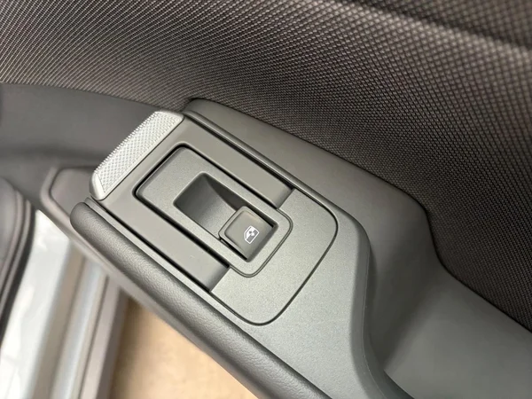 VOLKSWAGEN ID.Polo (2026) — foto 13 van 25