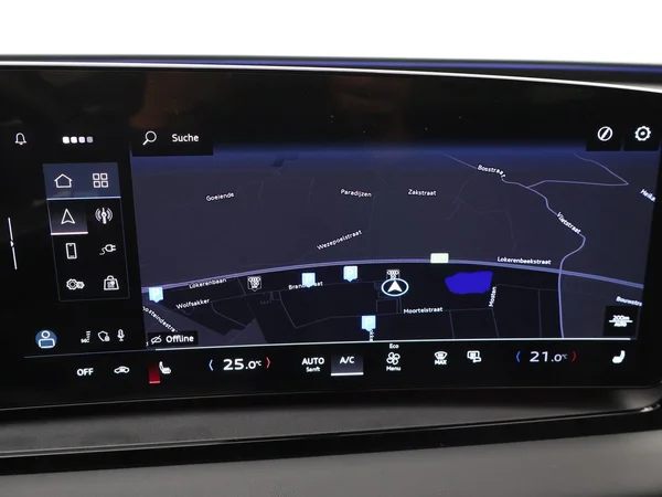 AUDI SQ6 e-tron (2025) — foto 13 van 28