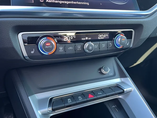 AUDI Q3 (2024) — foto 4 van 24
