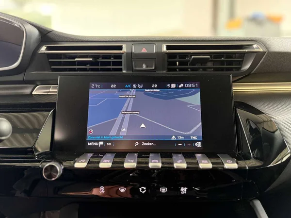 Peugeot 508 SW (2021) — foto 6 van 19