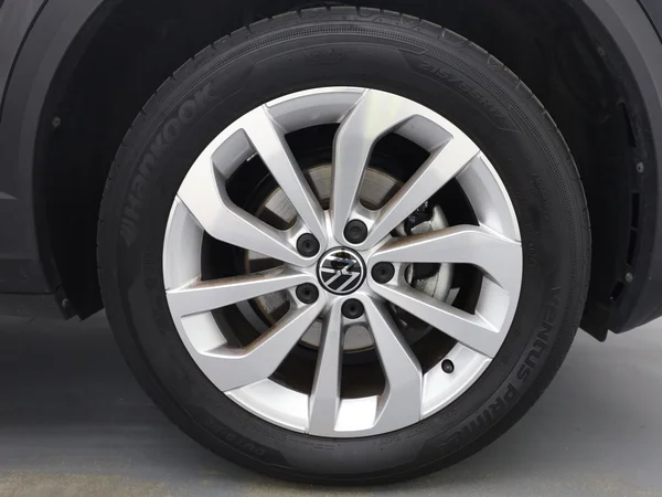 VOLKSWAGEN T-Roc (2024) — foto 7 van 20
