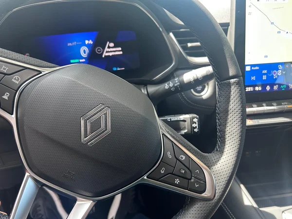 Renault Symbioz (2026) — foto 6 van 31