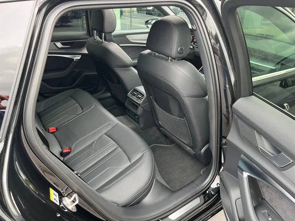 AUDI A6 Avant (2025) — foto 13 van 24