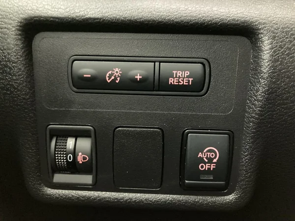 NISSAN Micra (2022) — foto 18 van 36