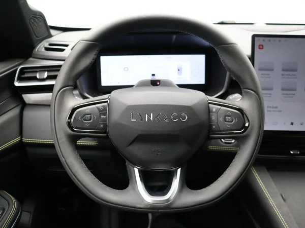 Lynk & Co 01 (2025) — foto 6 van 31