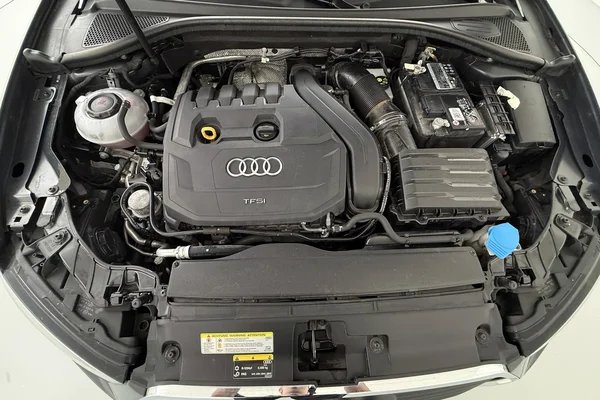 Audi A3 Sportback (2019) — foto 9 van 34