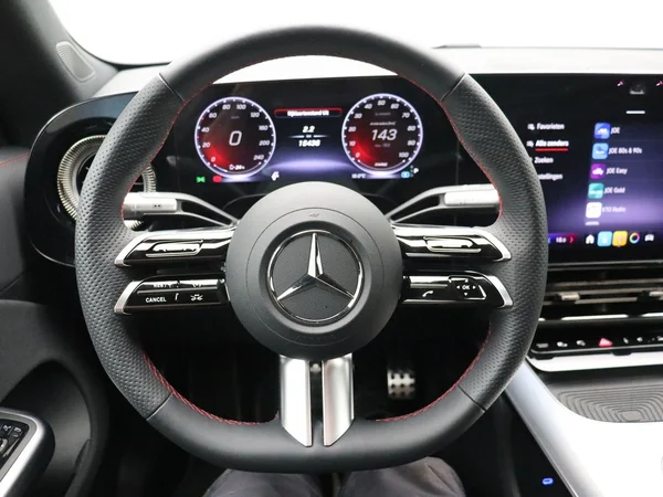Mercedes-Benz CLA (2025) — foto 7 van 24
