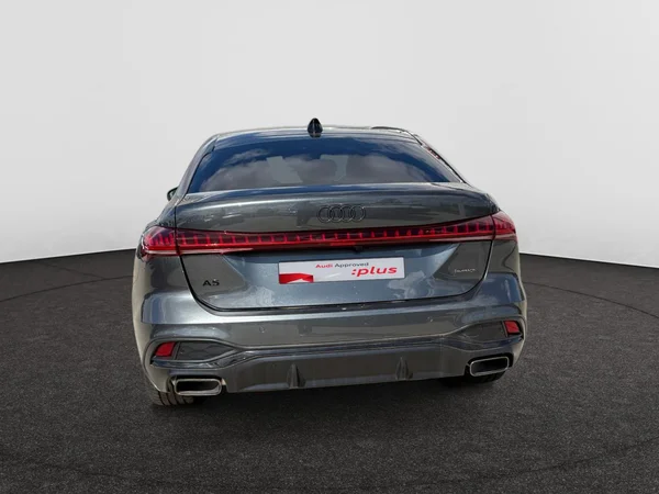 AUDI A5 e-hybrid (PHEV) (2026) — foto 8 van 20