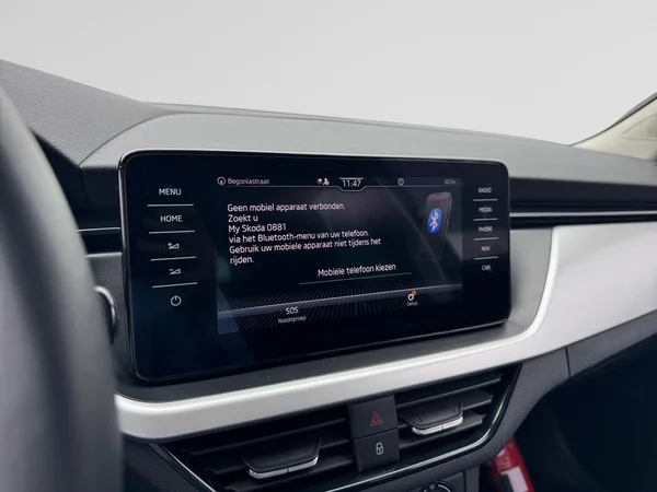 SKODA Kamiq (2023) — foto 7 van 19