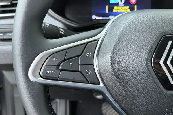 Renault Clio V Phase II Hybrid (HEV) (2024) — foto 5 van 16
